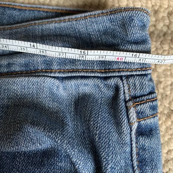 J Brand Cuffed Short - Picture 12 of 12